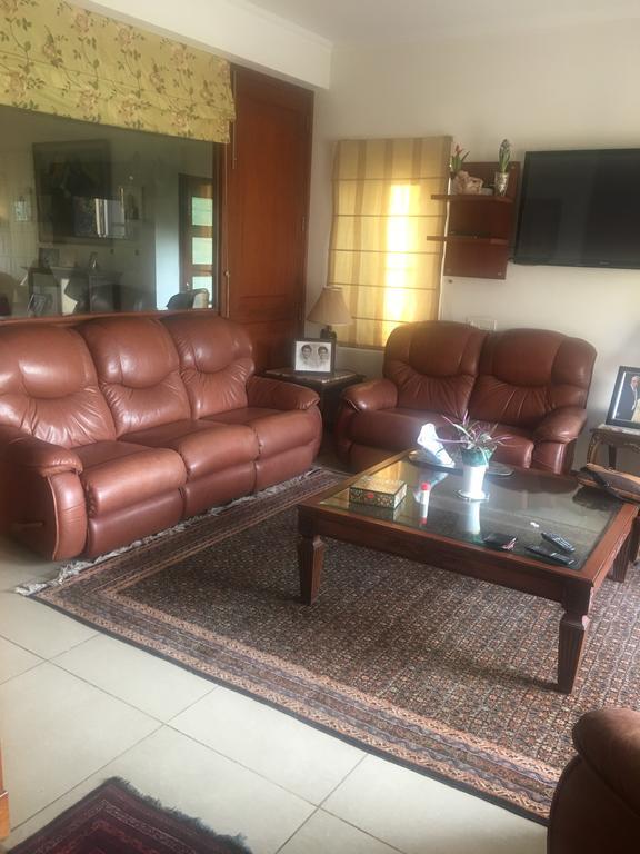 Villa At Tarudhan Valley Golf Resort Manesar Exteriör bild